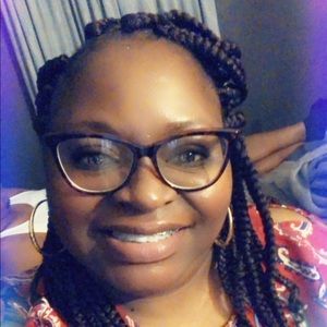 Meet your Posher, Jacqueline